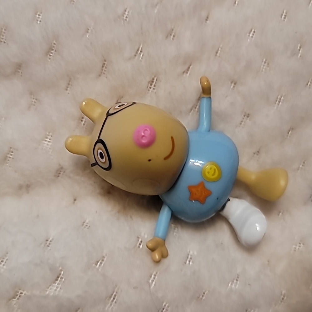 Set Of 2 Peppa Pig Figures